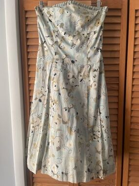 NWT. Floral Strapless A-Line Dress in Pale Blue and Cream - size 10